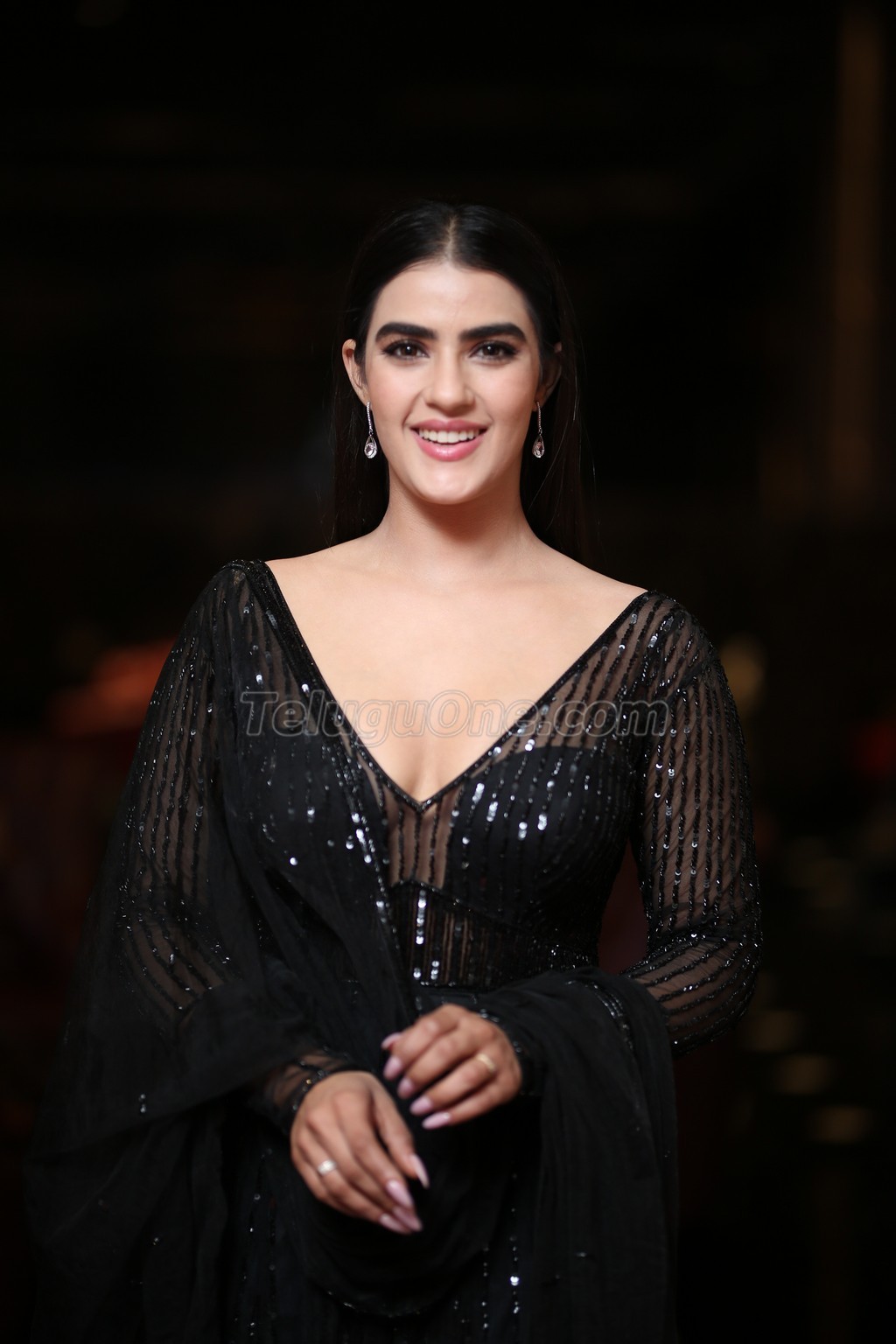 Kavya Thapar Latest Photos